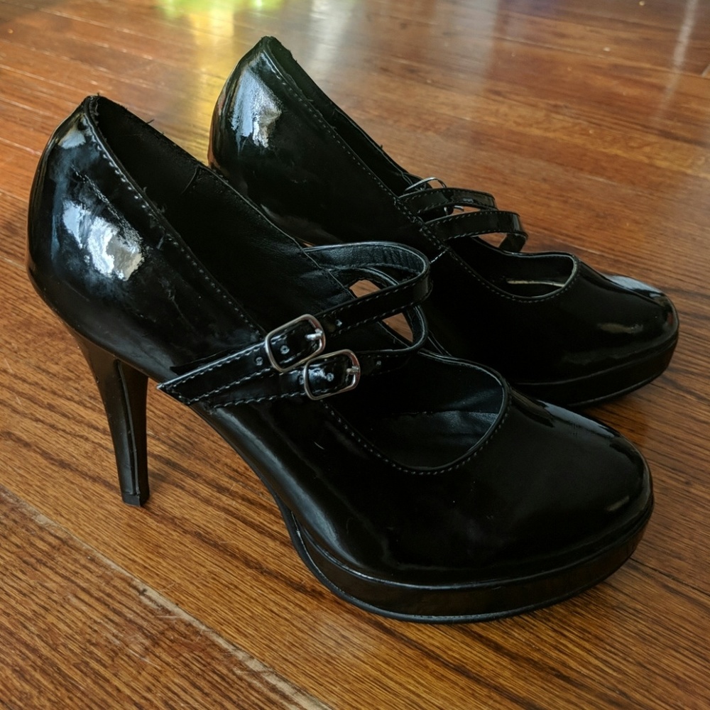Ellie black patent pumps 2 buckle 8